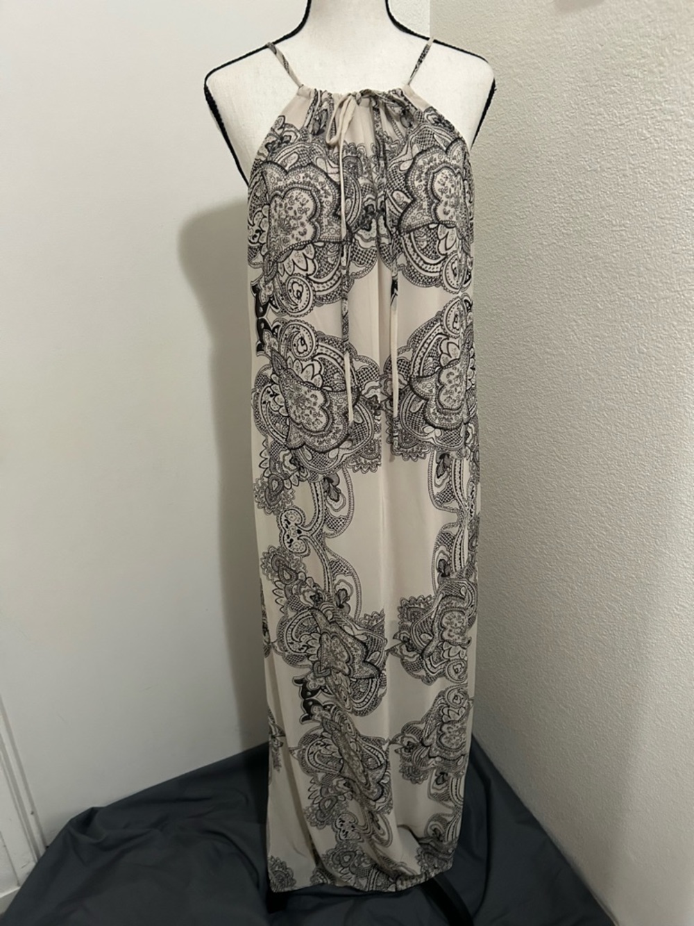 Lumiere Paisley Halter Maxi Dress Cream/Beige Black Boho Sleeveless High Slit S